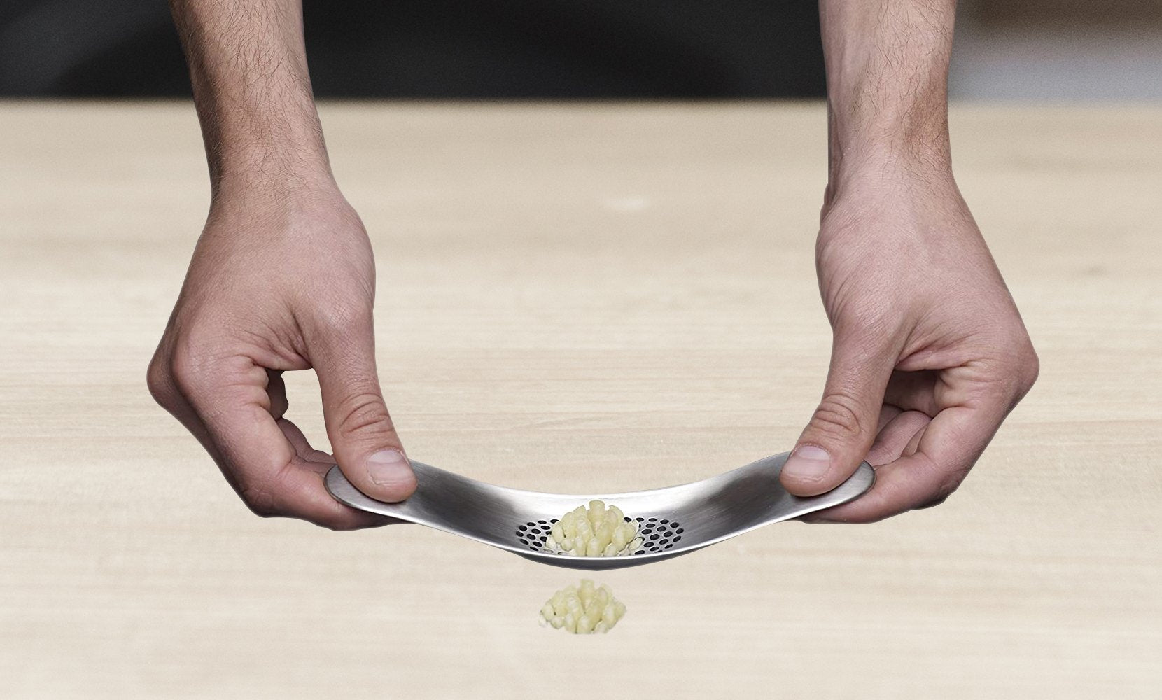 Stainless Steel Garlic Crusher Press and Peeler with Cleaning Brush (3-Piece Set)